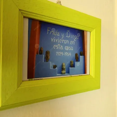 Casa Frida Bed & Breakfast *